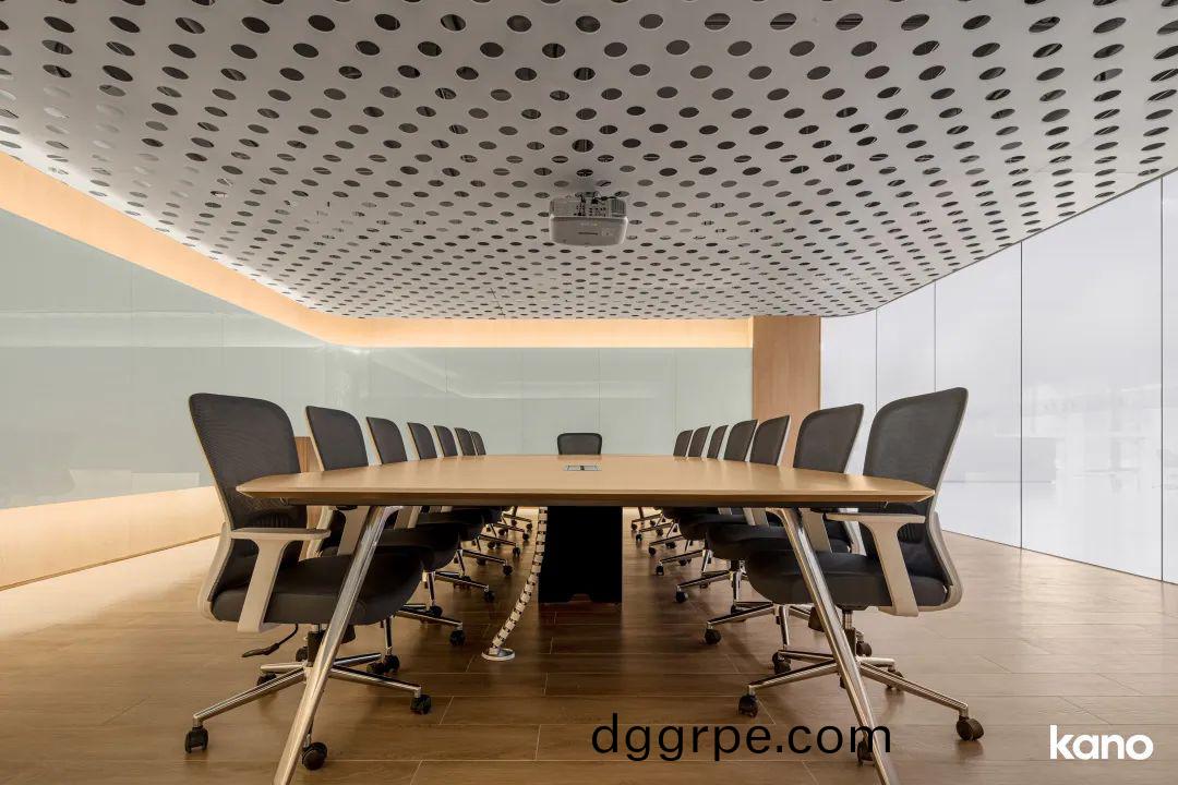 青岛办公室家具配套方案之会议桌