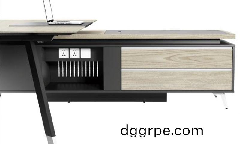 主管空间办公桌椅