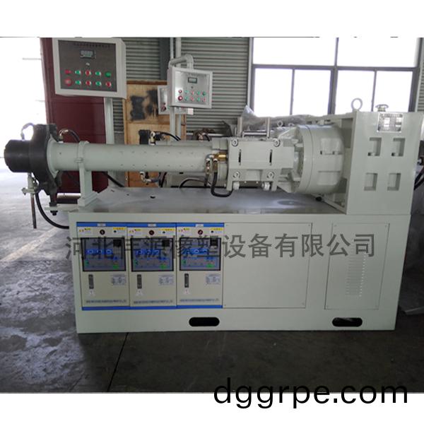 橡膠筦擠齣機