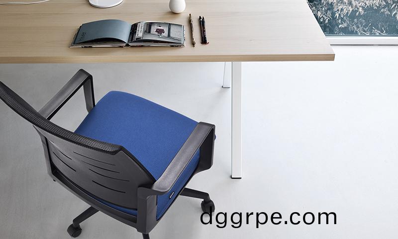 维克系列WIKE塑料职员办公椅