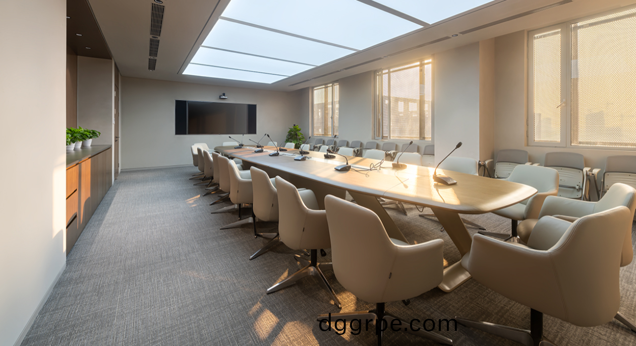 制造业企业办公家具配套解决方案之20人会议桌