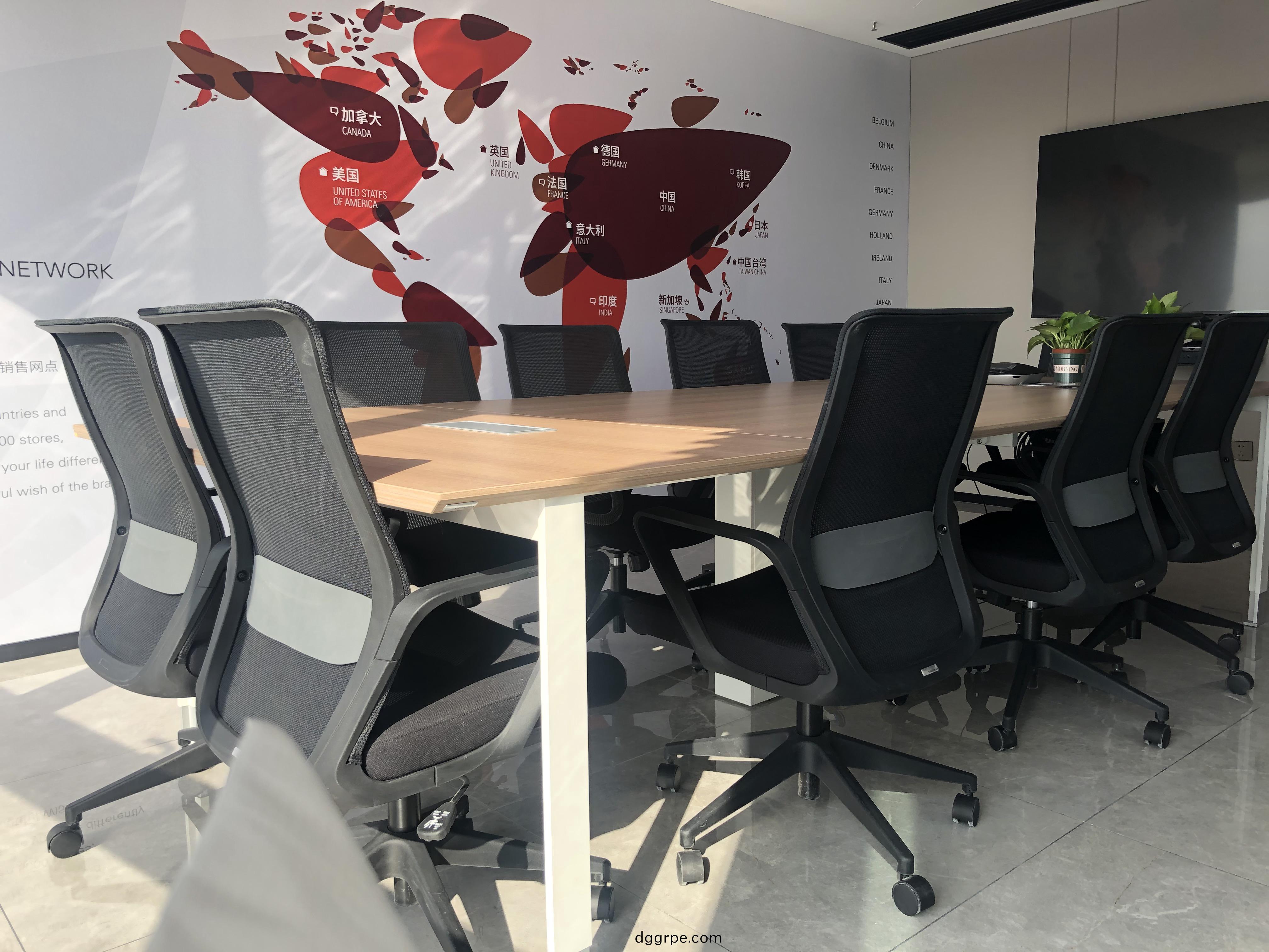 家具公司办公家具配套案例之会议桌椅